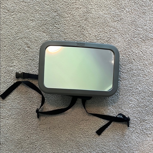 Like New Britax Car Mirror for Rear Facing Seat 🚭 - Picture 1 of 2